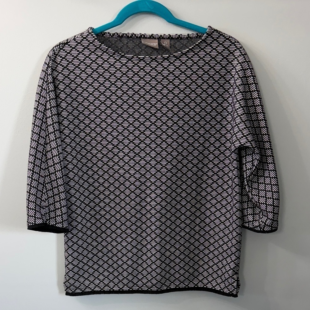 Chico’s Black & White Boat Neck 3/4 Sleeve Geometric Top Fringe Hem Size Small
